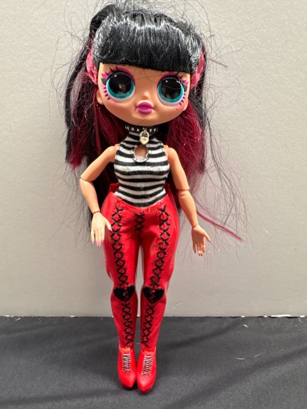 L.O.L. Surprise! O.M.G. Series 4 Spicy Babe Fashion Doll Black & Red Hair Stripe